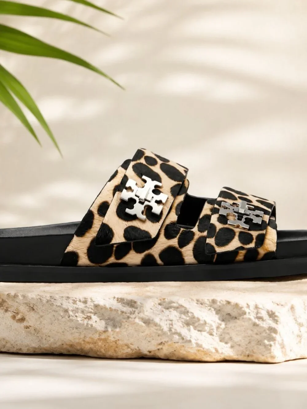 NEW Tory Burch Turnlock Sport Slides Leopard Print Size 7
